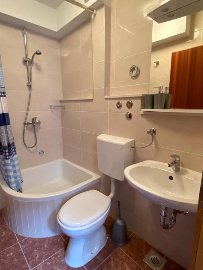 Milea Hotel Makarska Ngoại thất bức ảnh