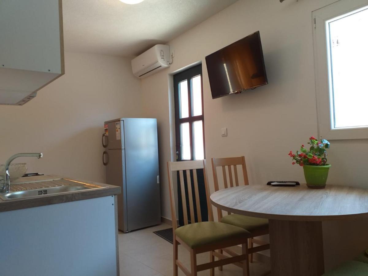 Milea Hotel Makarska Ngoại thất bức ảnh