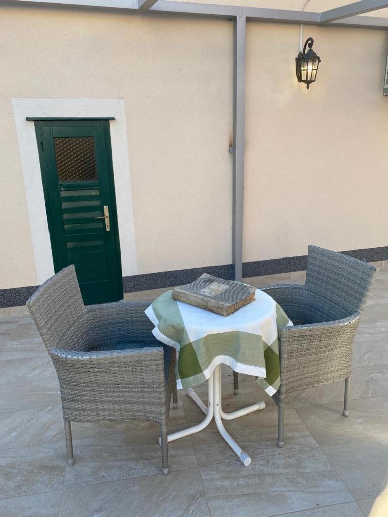 Milea Hotel Makarska Ngoại thất bức ảnh